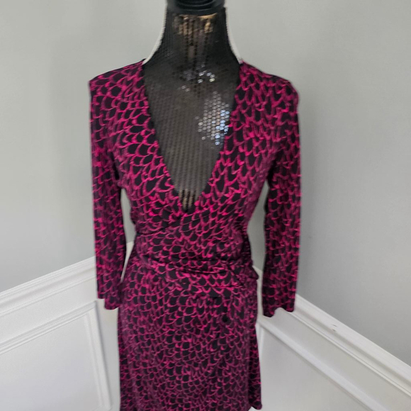 Women's Diane von Furstenberg Dress, Size 8, Pink & Black - Picture 4 of 9